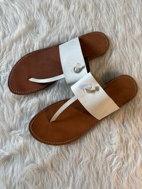 Mossimo Supply Co. White Leather Toe-Loop Slide Sandals